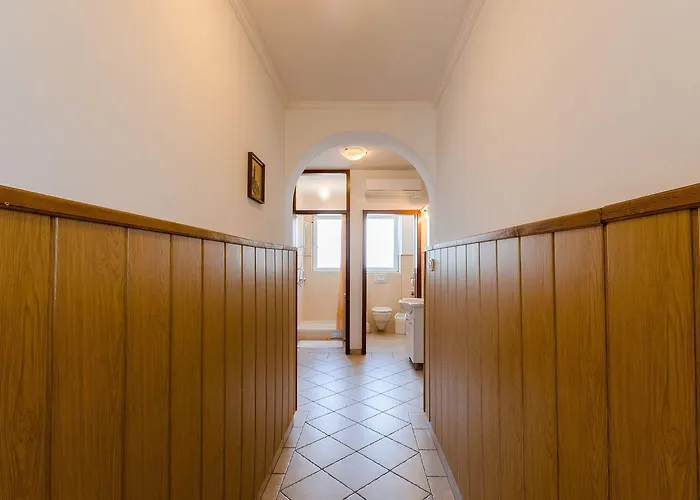 Komfortables Nur 200 Meter Zum Mit 2 Balkone, Meerblick, Grill Apartamento Crikvenica