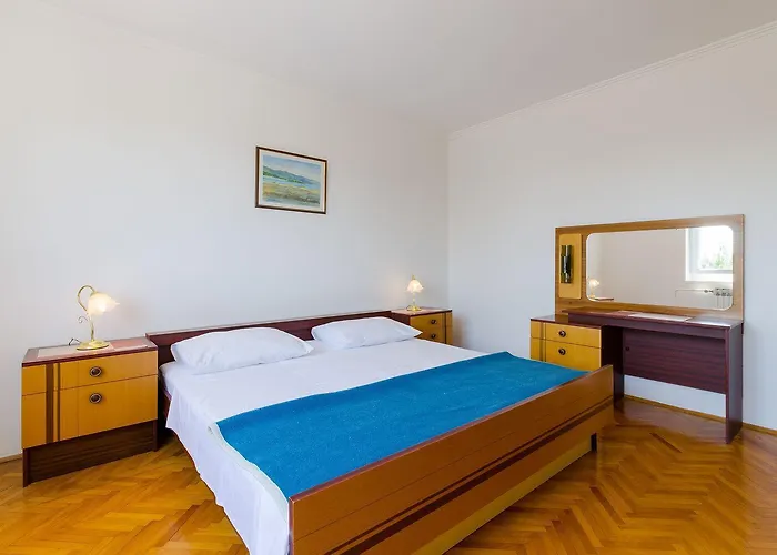 Apartamento Komfortables Nur 200 Meter Zum Mit 2 Balkone, Meerblick, Grill