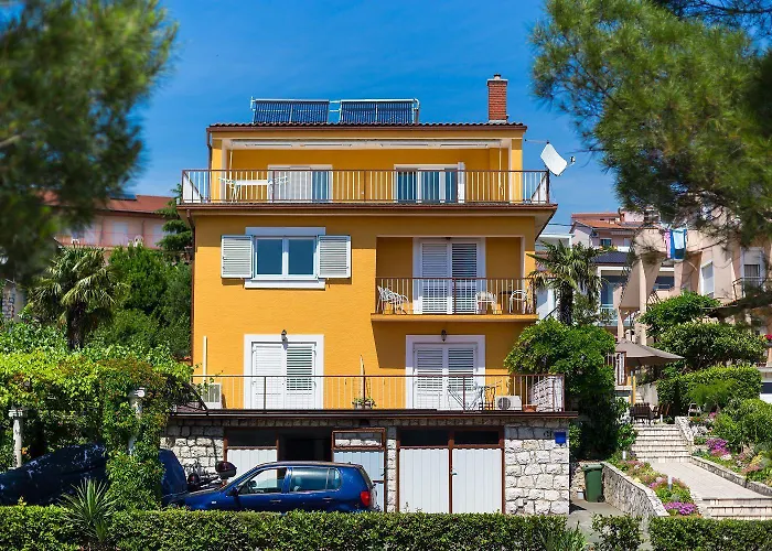 Apartamento Komfortables Nur 200 Meter Zum Mit 2 Balkone, Meerblick, Grill Crikvenica