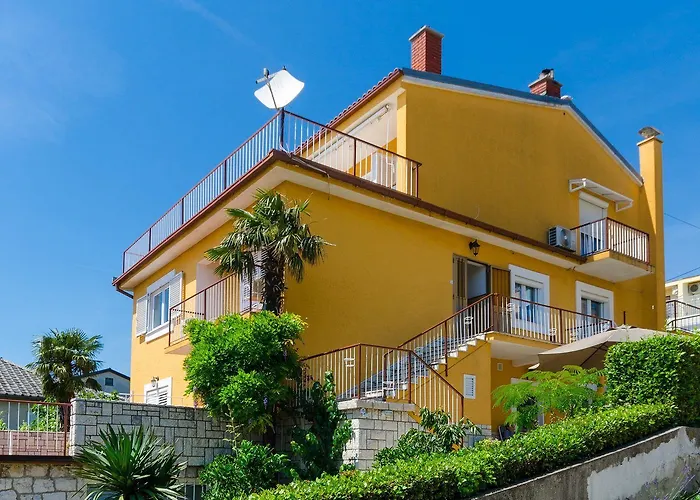 Komfortables Nur 200 Meter Zum Mit 2 Balkone, Meerblick, Grill Apartamento Crikvenica