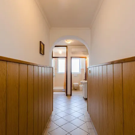 Komfortables Nur 200 Meter Zum Mit 2 Balkone, Meerblick, Grill Appartamento Crikvenica
