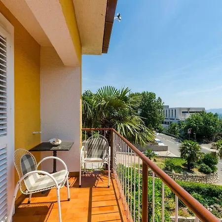 Lejlighed Komfortables Nur 200 Meter Zum Mit 2 Balkone, Meerblick, Grill