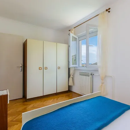 Komfortables Nur 200 Meter Zum Mit 2 Balkone, Meerblick, Grill Lejlighed Crikvenica