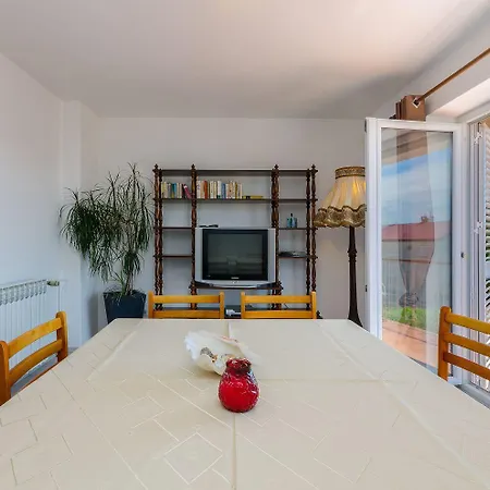 Komfortables Nur 200 Meter Zum Mit 2 Balkone, Meerblick, Grill Lejlighed Crikvenica