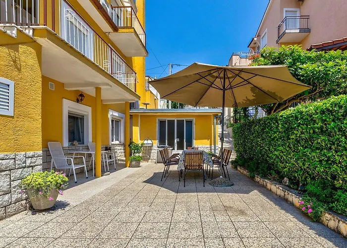 Komfortables Nur 200 Meter Zum Mit 2 Balkone, Meerblick, Grill Appartamento Crikvenica